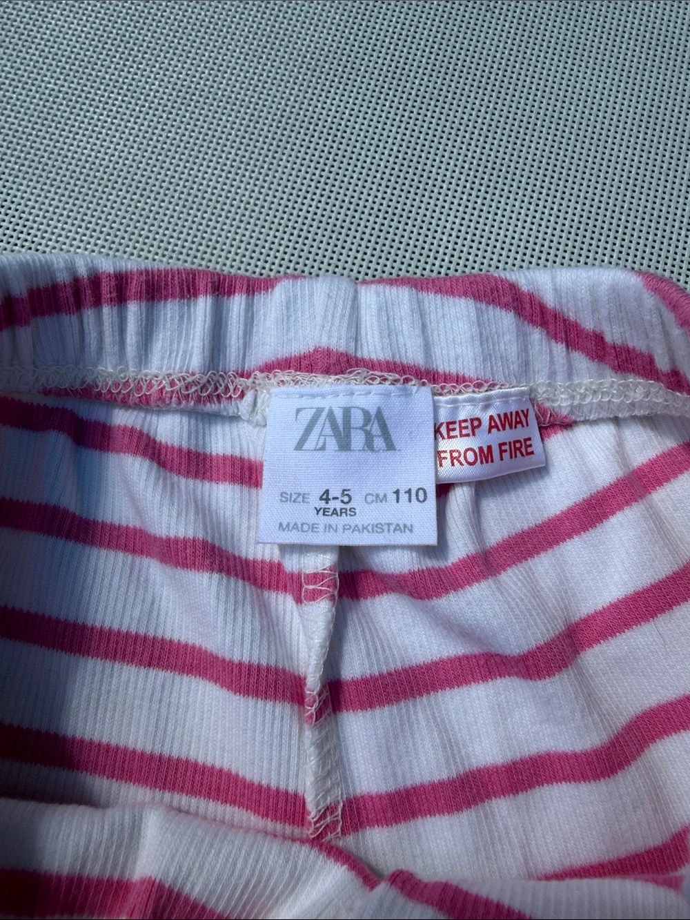 Zara girls’ striped knit shorts
